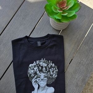 Gildan Black Graphic Short Sleeve T-Shirt